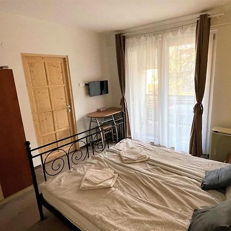 Evi Apartman Eger Exterior foto